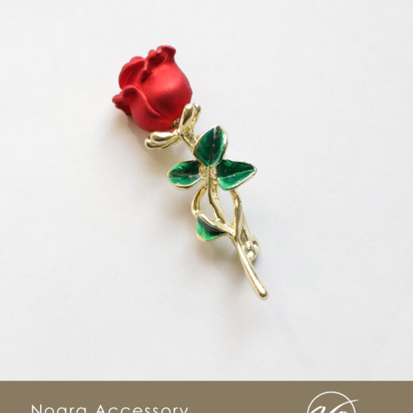 گل سینه گلسرخ